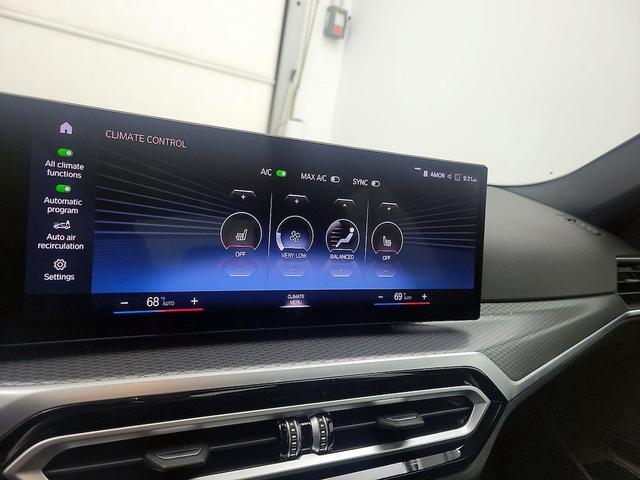 Photo of 2024 Blue BMW 330