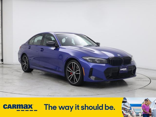 Photo of 2024 Blue BMW 330