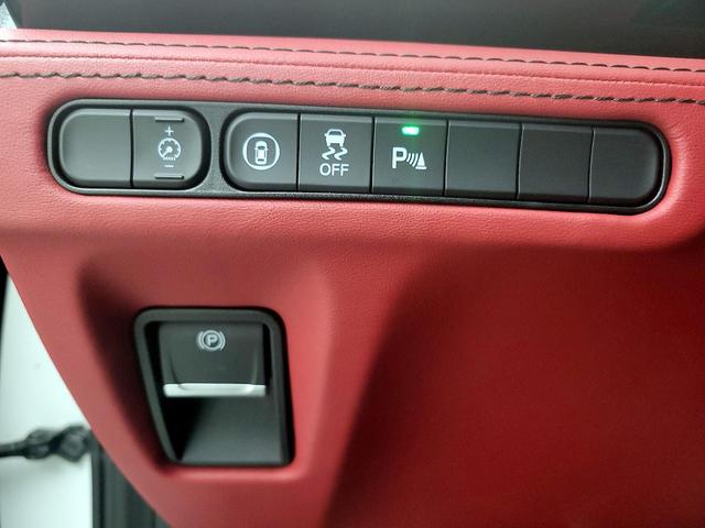 Photo of 2022 White Acura MDX