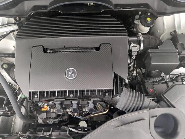 Photo of 2022 White Acura MDX