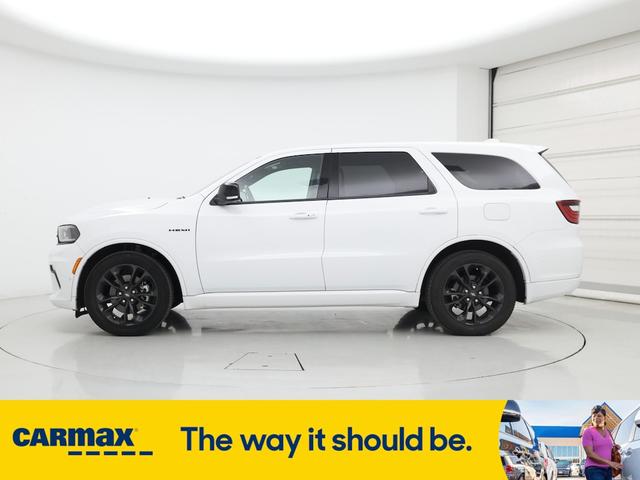 Photo of 2022 White Dodge Durango