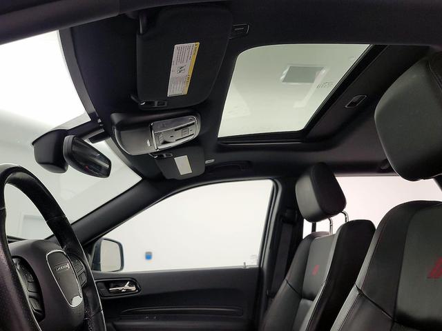 Photo of 2022 White Dodge Durango