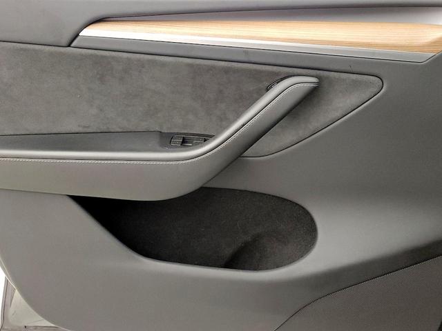 Photo of 2024 Gray Tesla Model Y