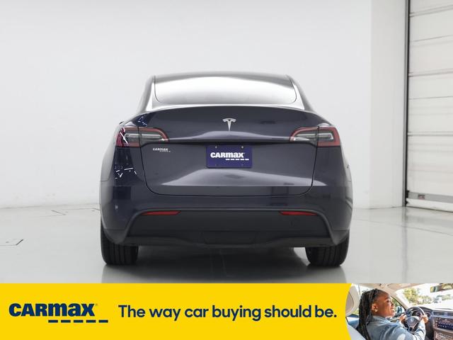 Photo of 2024 Gray Tesla Model Y