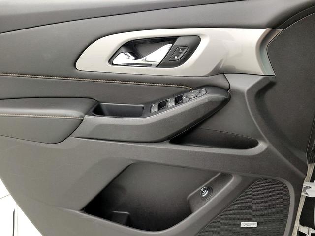 Photo of 2019 White Chevrolet Traverse