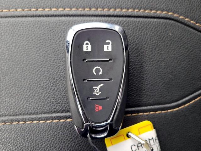 Photo of 2019 White Chevrolet Traverse