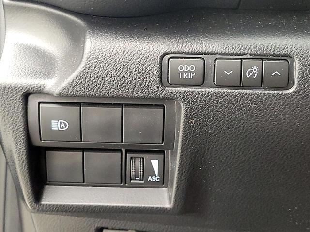 Photo of 2023 Black Lexus IS 350