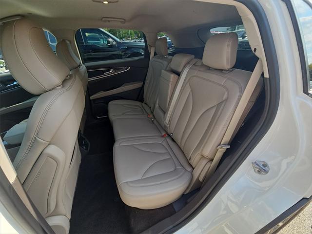 Photo of 2023 Pristine White Metallic Tri-Coat Lincoln Nautilus