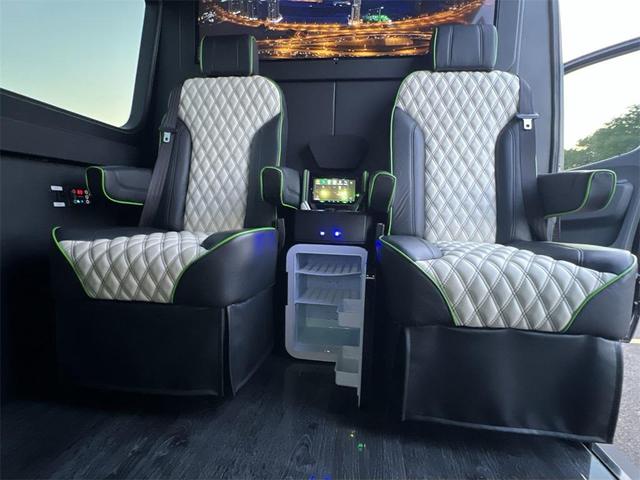 Photo of 2019 Black Mercedes-Benz Sprinter 2500