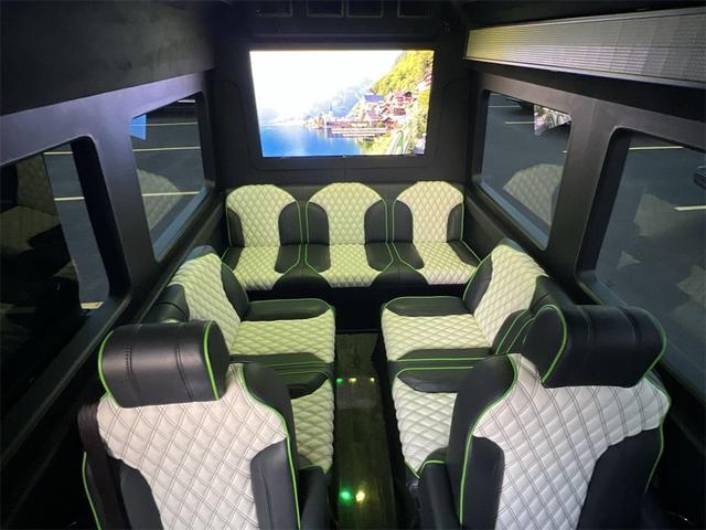Photo of 2019 Black Mercedes-Benz Sprinter 2500