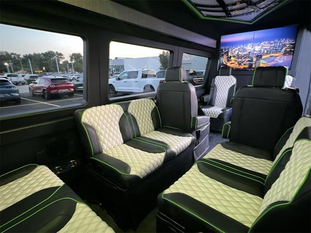 Photo of 2019 Black Mercedes-Benz Sprinter 2500