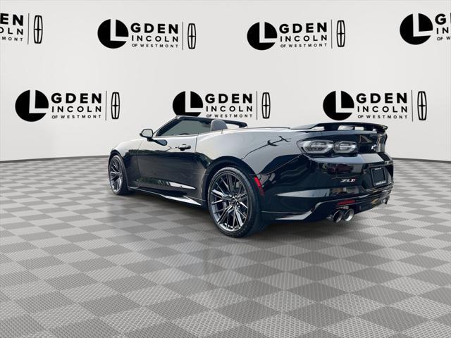 Photo of 2023 Black Chevrolet Camaro