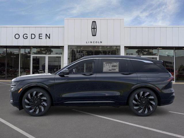 Photo of 2025 Infinite Black Metallic Clearcoat Lincoln Nautilus