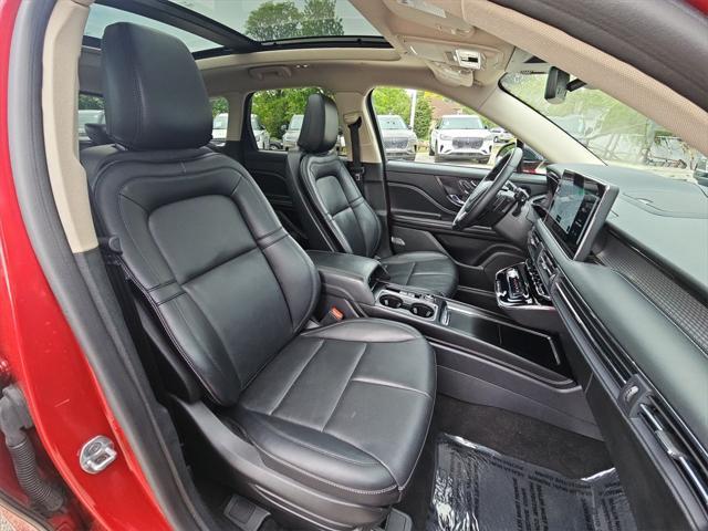 Photo of 2023 Red Carpet Metallic Tinted Clearcoat Lincoln Corsair