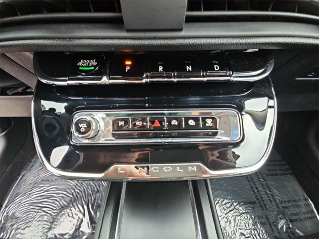 Photo of 2023 Red Carpet Metallic Tinted Clearcoat Lincoln Corsair