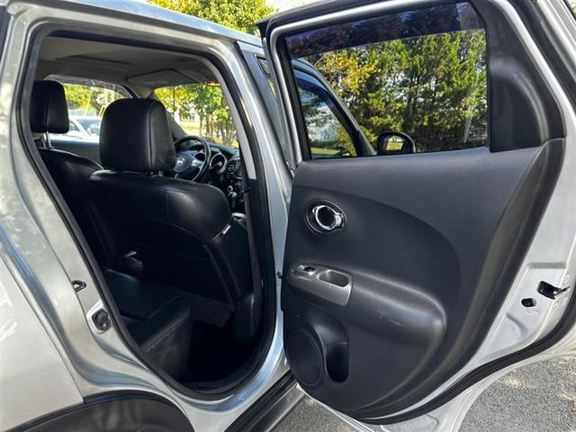 Photo of 2013 Brilliant Silver Nissan Juke