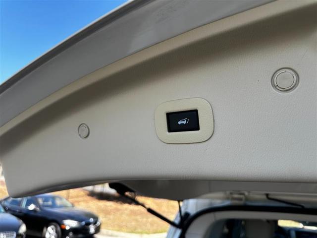 Photo of 2017  INFINITI QX80