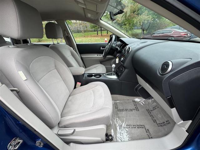 Photo of 2011 Indigo Blue Nissan Rogue