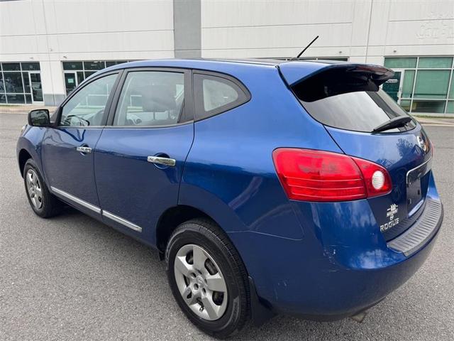 Photo of 2011 Indigo Blue Nissan Rogue