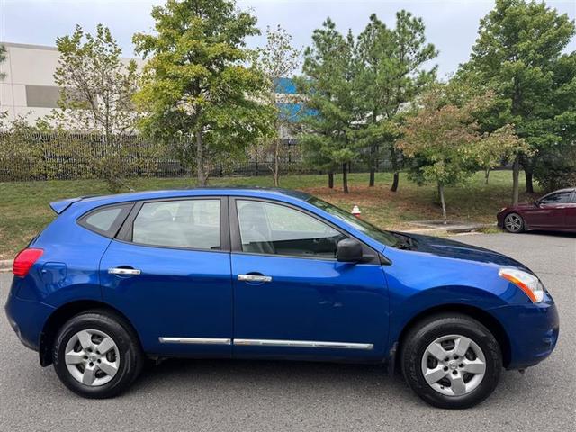 Photo of 2011 Indigo Blue Nissan Rogue