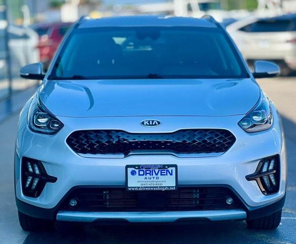 Photo of 2020 Silky Silver Kia Niro Plug-In Hybrid