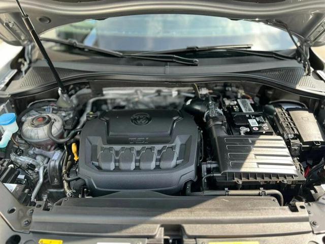 Photo of 2022 Pyrite Silver Metallic Volkswagen Tiguan