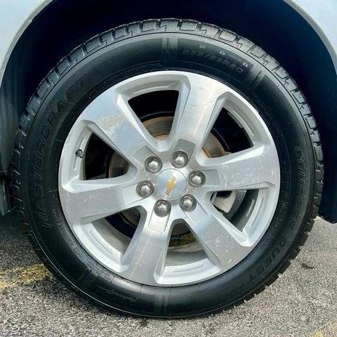 Photo of 2017 Summit White Chevrolet Traverse