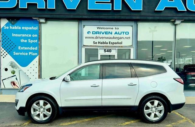 Photo of 2017 Summit White Chevrolet Traverse