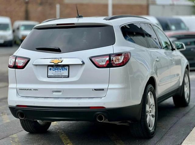 Photo of 2017 Summit White Chevrolet Traverse