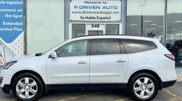 Photo of 2017 Summit White Chevrolet Traverse