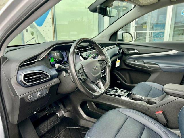Photo of 2022 Summit White Chevrolet Bolt EUV