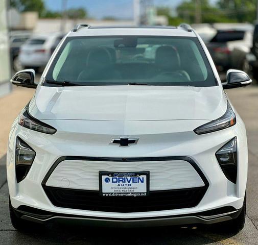 Photo of 2022 Summit White Chevrolet Bolt EUV