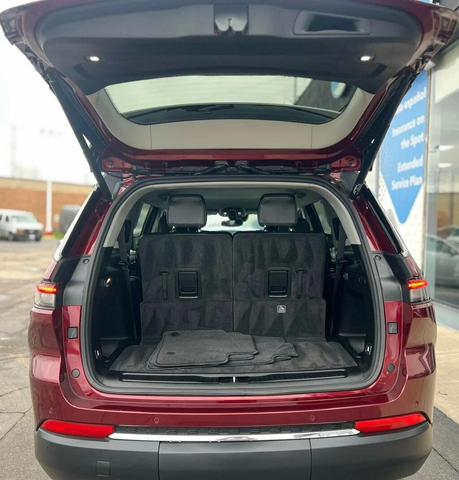 Photo of 2021 Velvet Red Pearlcoat Jeep Grand Cherokee L