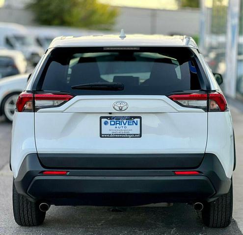 Photo of 2024 Ice Cap Toyota RAV4