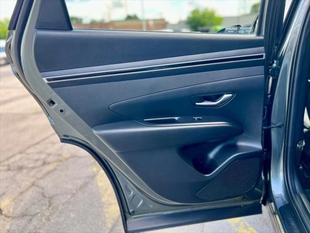 Photo of 2022 Amazon Gray Hyundai TUCSON