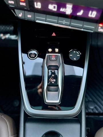 Photo of 2024 Glacier White Metallic Audi Q4 e-tron