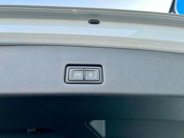 Photo of 2024 Glacier White Metallic Audi Q4 e-tron