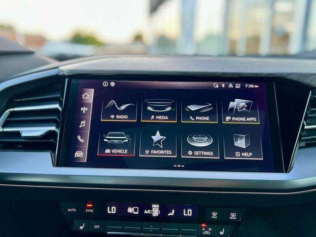 Photo of 2024 Glacier White Metallic Audi Q4 e-tron