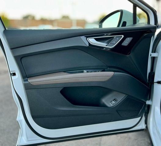 Photo of 2024 Glacier White Metallic Audi Q4 e-tron