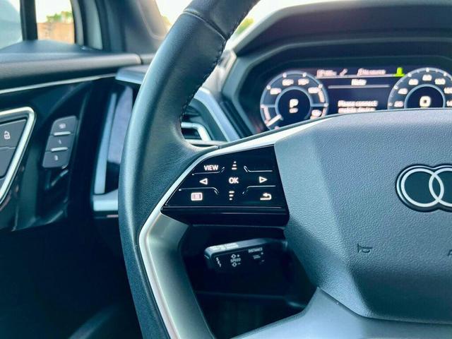 Photo of 2024 Glacier White Metallic Audi Q4 e-tron