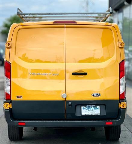 Photo of 2017 School Bus Yellow Ford Transit-250
