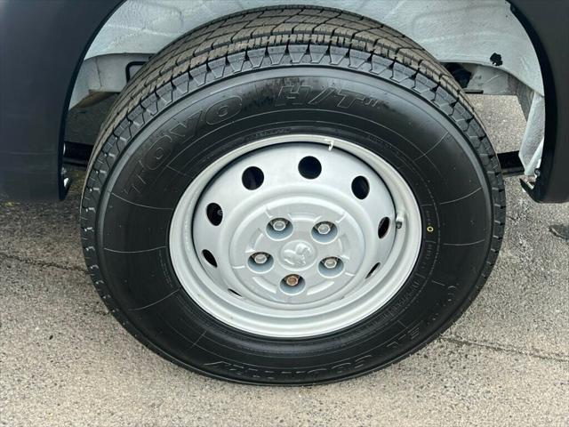 Photo of 2022 Bright White Clearcoat RAM ProMaster 2500