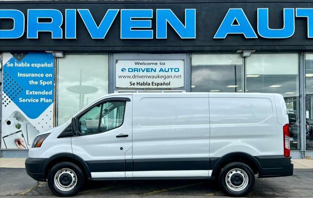 Photo of 2017 Oxford White Ford Transit-150