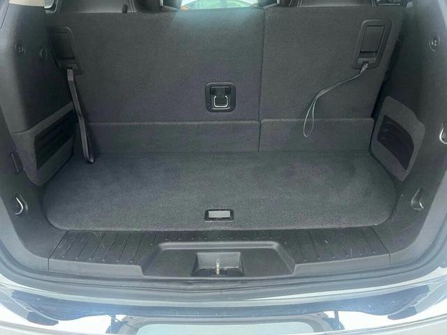 Photo of 2016 White Frost Tricoat Buick Enclave