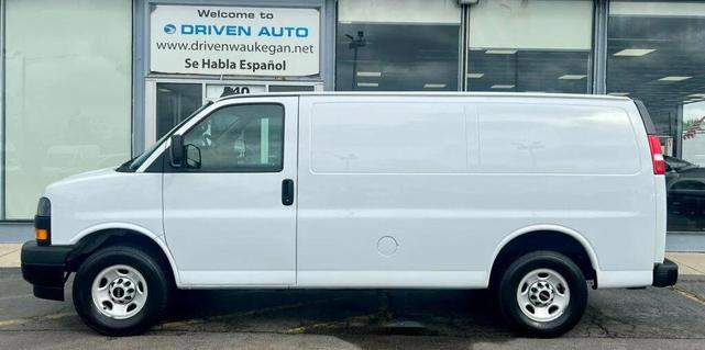 Photo of 2018 Summit White GMC Savana 3500