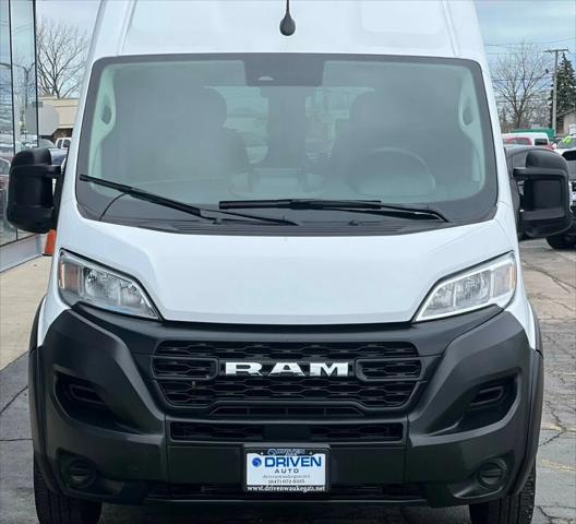 Photo of 2023 Bright White Clearcoat RAM ProMaster 2500