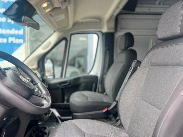 Photo of 2023 Bright White Clearcoat RAM ProMaster 2500
