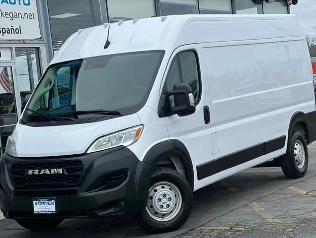 Photo of 2023 Bright White Clearcoat RAM ProMaster 2500