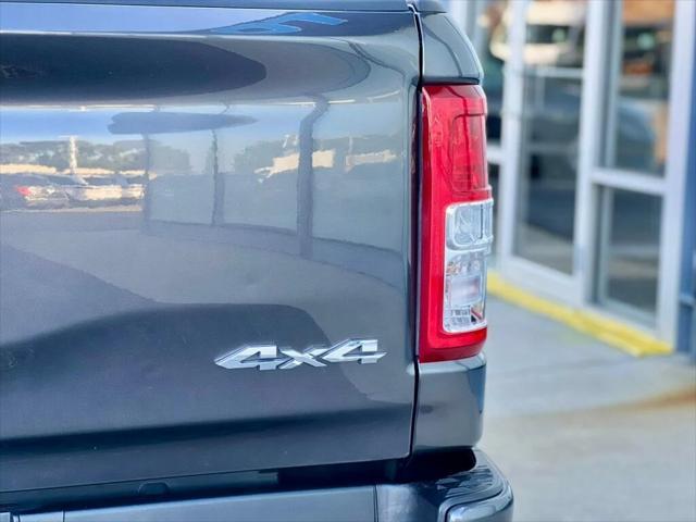 Photo of 2021 Granite Crystal Metallic Clearcoat RAM 1500