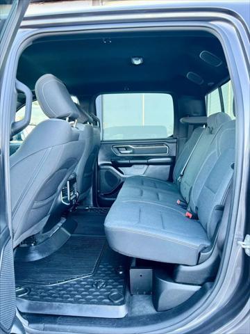 Photo of 2021 Granite Crystal Metallic Clearcoat RAM 1500